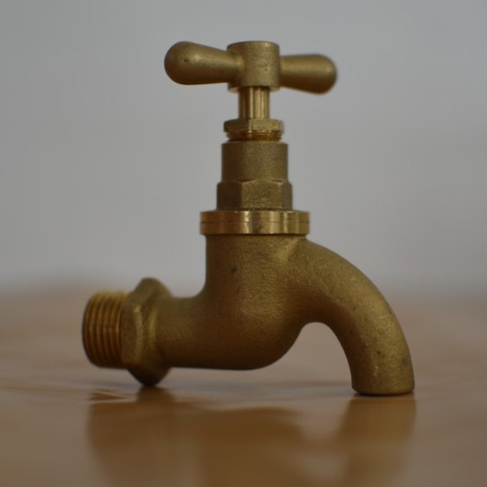 Brass bibcock tap with cross handle